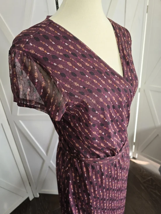 Alfani (NWT) Wrap Front Short Sleeve with Tie Waist - Deep Plum Midi Dress. - Picture 3 of 9